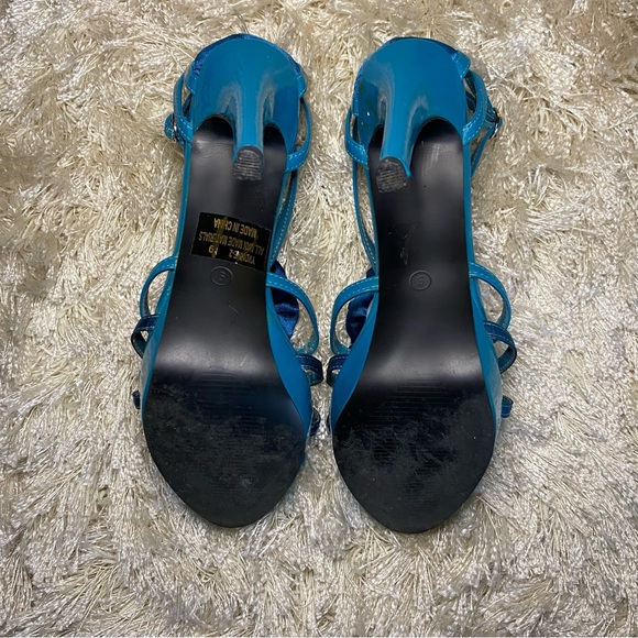 Cherish Collection by Elegant Footwear Teal Heel with Satin Rosettes Size 9 - Picture 6 of 8